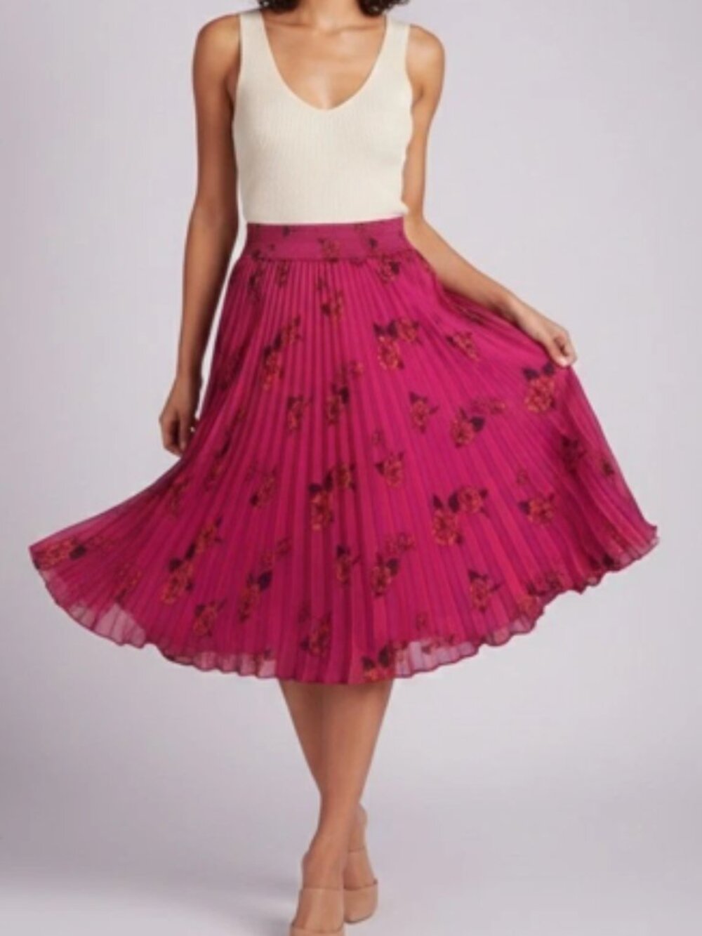 Banana Republic Pink Floral Satin Pleated Midi Skirt. Size XS Petite